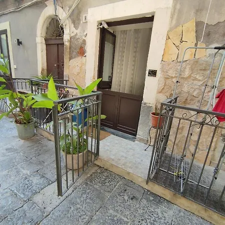 Home&sharm Reitani Catania